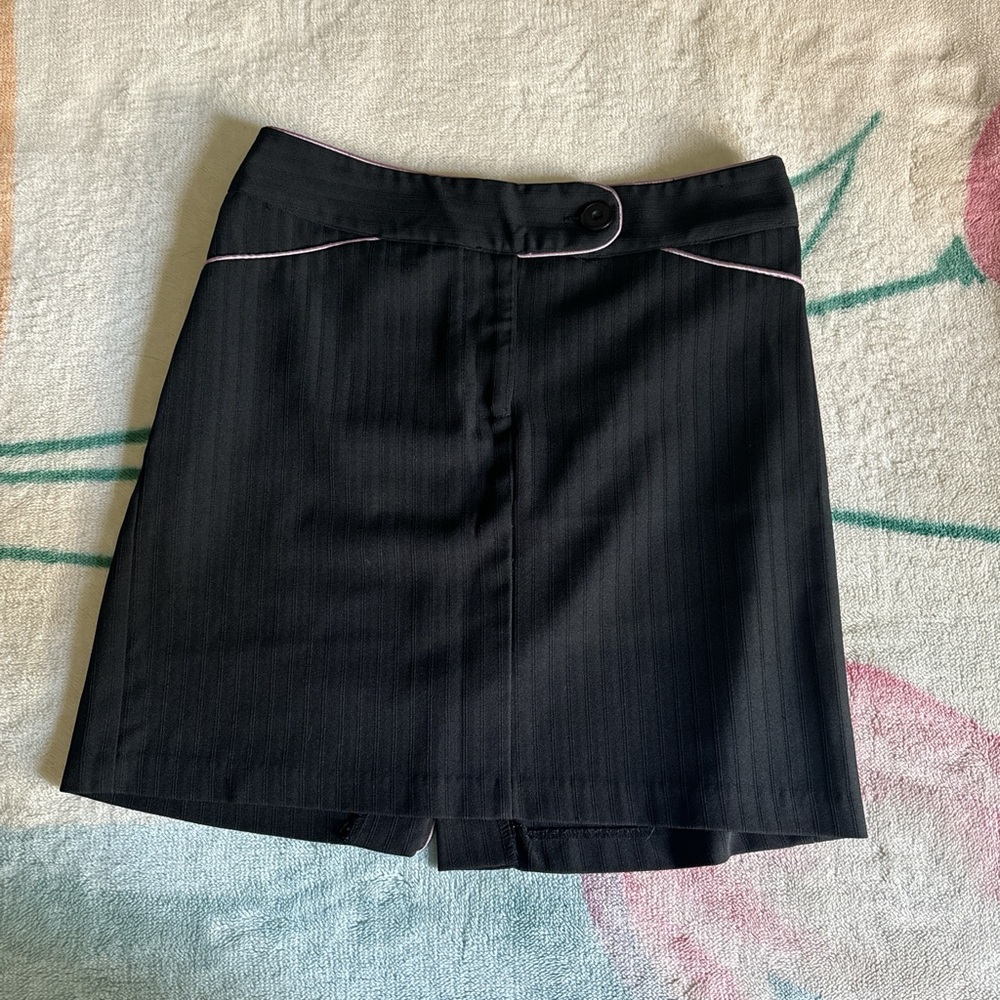 Pin stripe pencil skirt with pink piping trim
